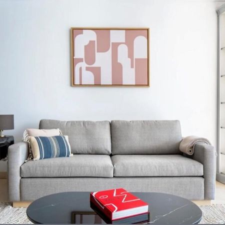 Bright 1Bedroom Apartment Centrally Located With Most Beautiful Views From Seine At 10 Minutes Walking From Beaugrenelle Shopping Mall And Eiffel Tower 巴黎 外观 照片