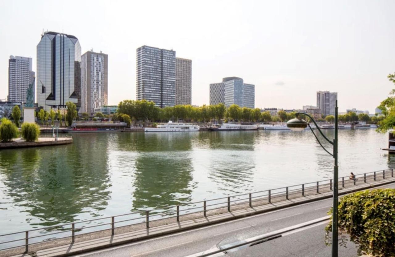 Bright 1Bedroom Apartment Centrally Located With Most Beautiful Views From Seine At 10 Minutes Walking From Beaugrenelle Shopping Mall And Eiffel Tower 巴黎 外观 照片